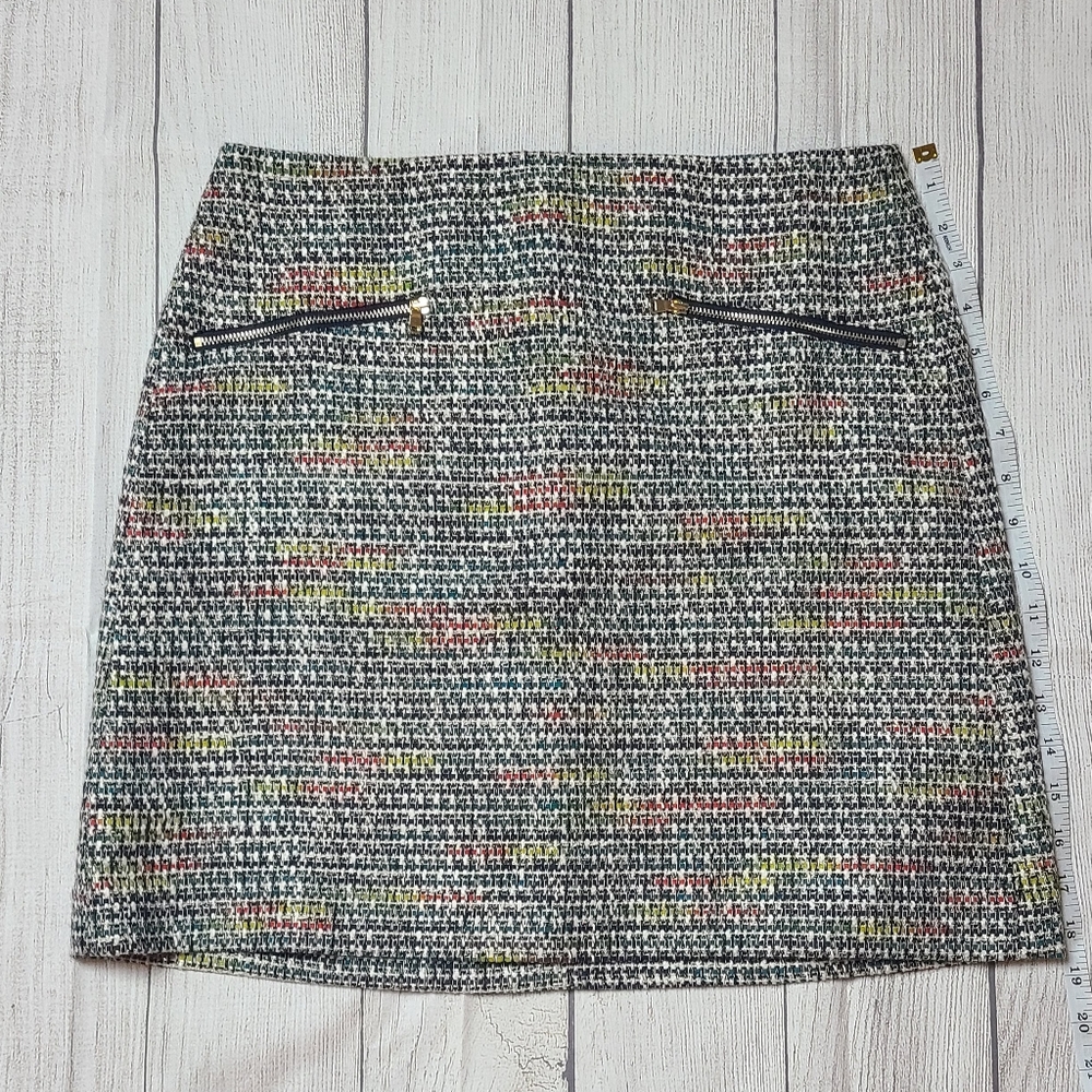 LOFT *NWT* TWEED SKIRT SIZE 6